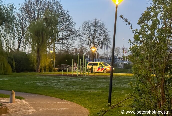 De politie in het park rondom SV Argon