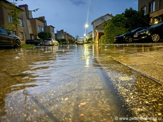 Ondergelopen straten in Mijdrecht